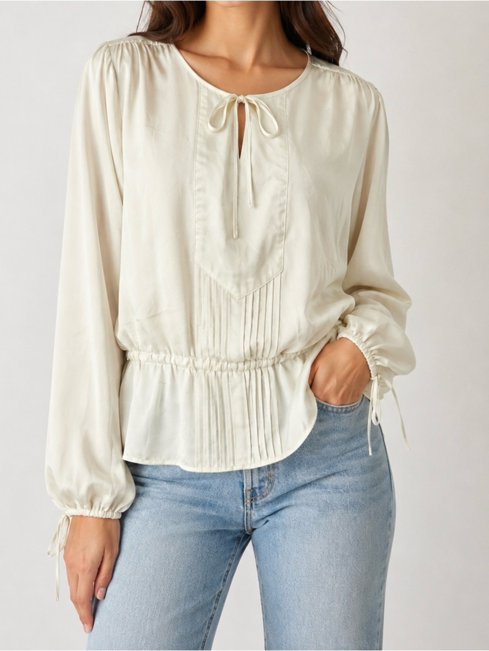 Chadwick's Collection. Cream Blouse